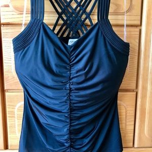 Carmen Mark Valdo  Tank top